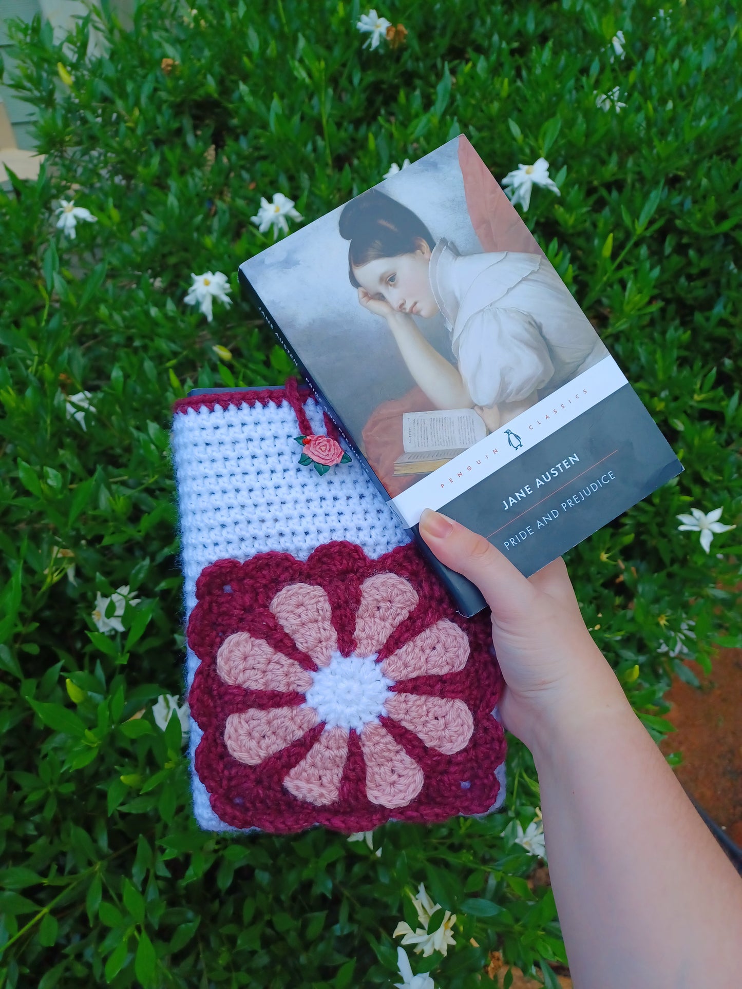 'A Rose for Emily' Crochet Book Sleeve